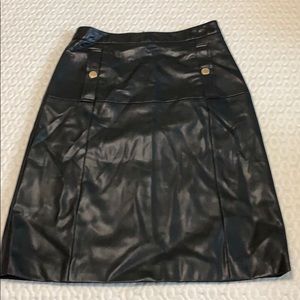 Fake leather skirt with pockets